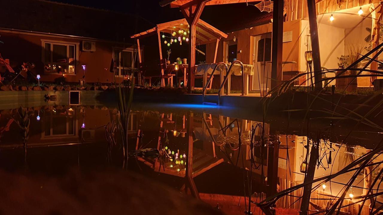 Grevia Apartmanok Poroszlo Bagian luar foto