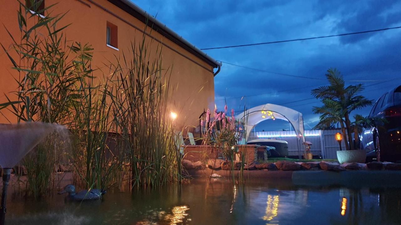 Grevia Apartmanok Poroszlo Bagian luar foto