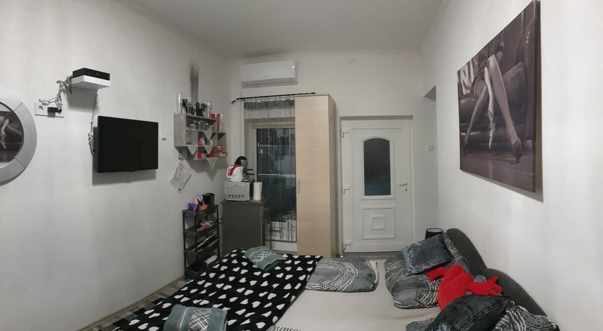 Grevia Apartmanok Poroszlo Ruang foto