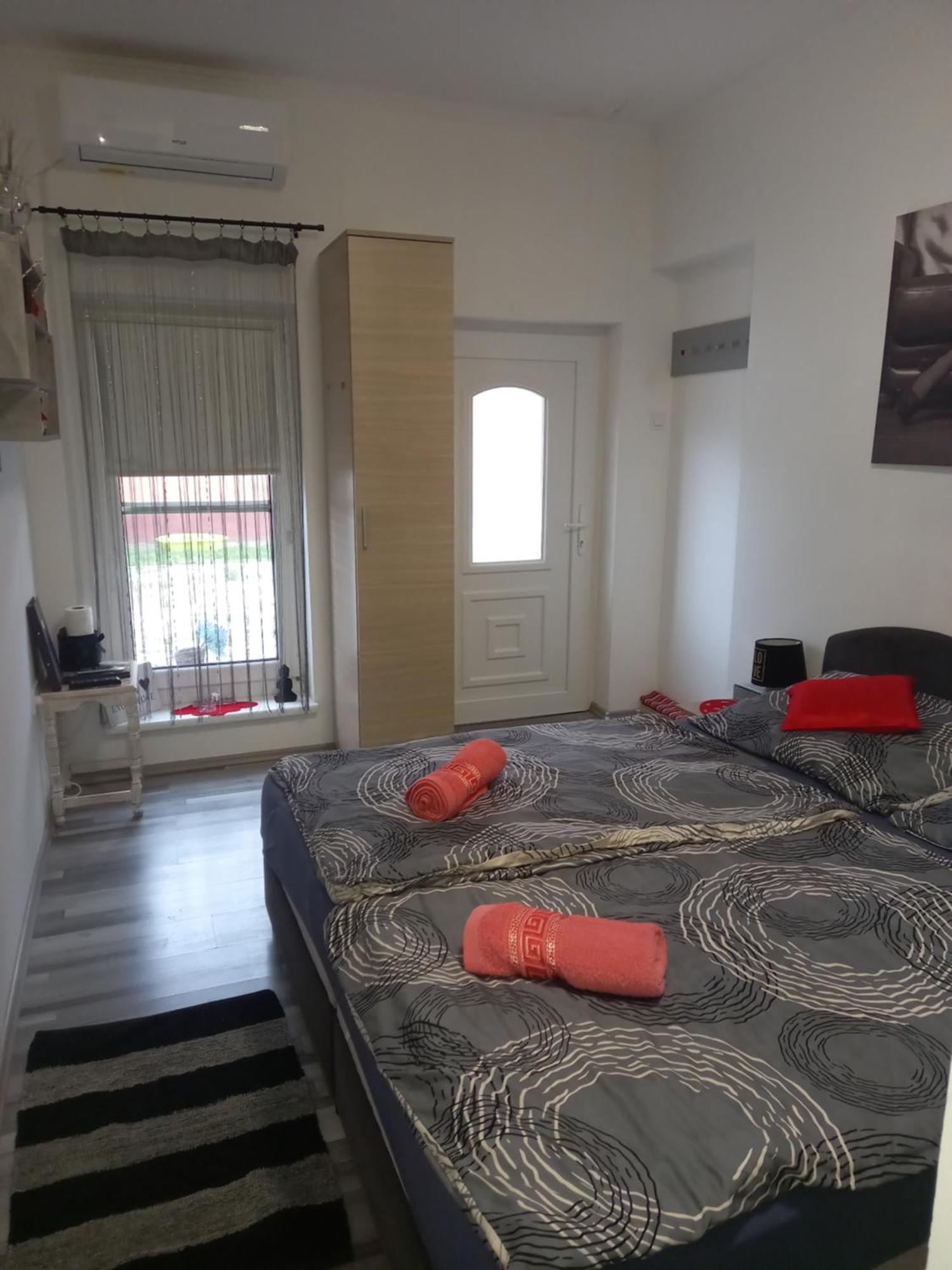Grevia Apartmanok Poroszlo Bagian luar foto